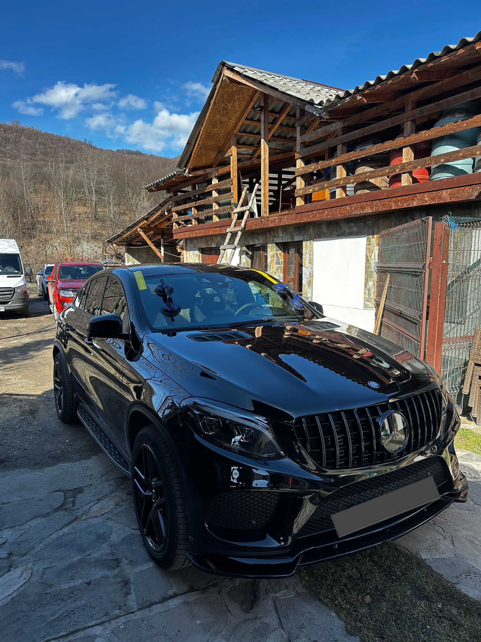 Mercedes GLE Coupé — windshield, mountain location