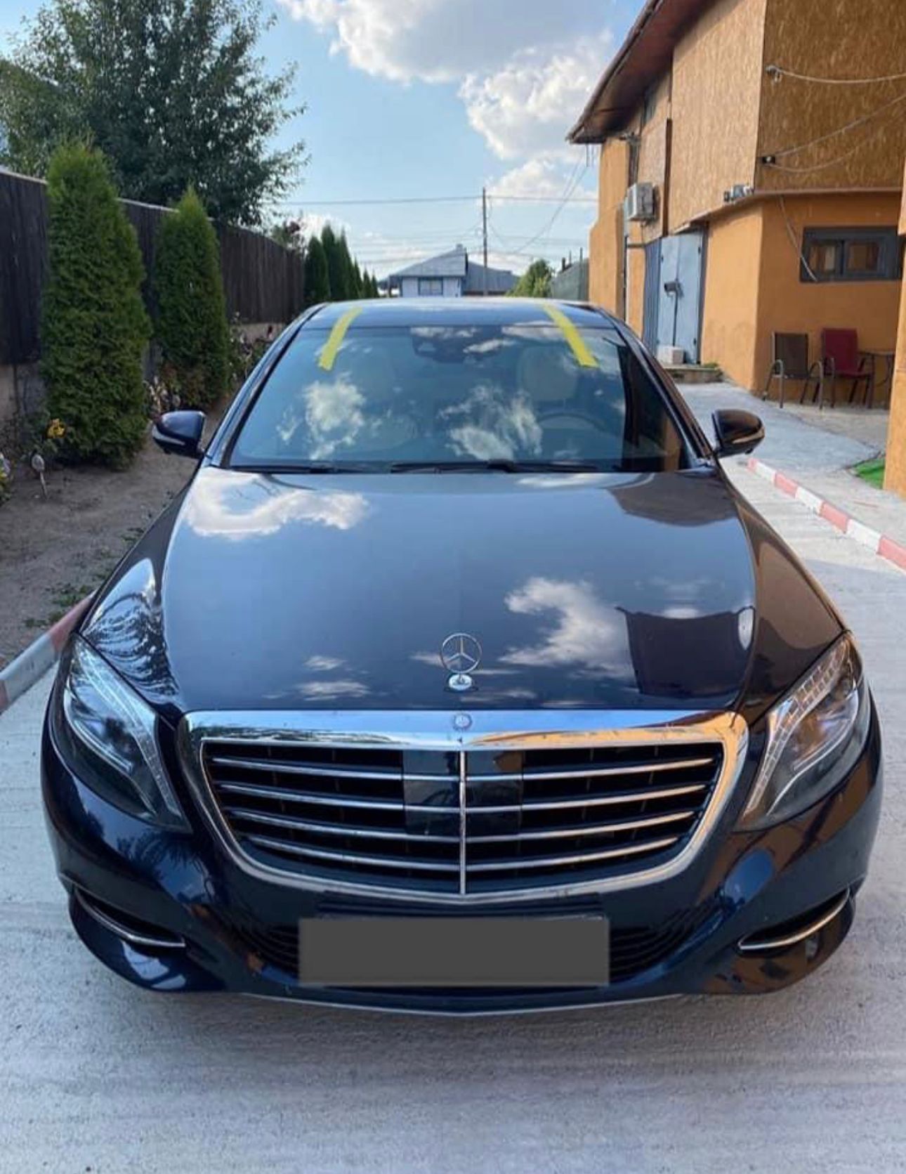 Mercedes S-Class — windshield, residential